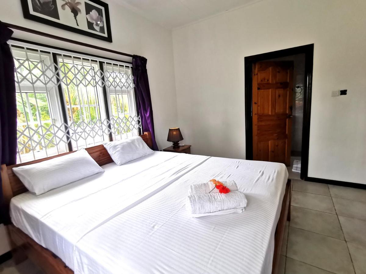 Chez Marva Grande Villa Coco 3 A 12 Personnes ラ・ディーグ島 エクステリア 写真