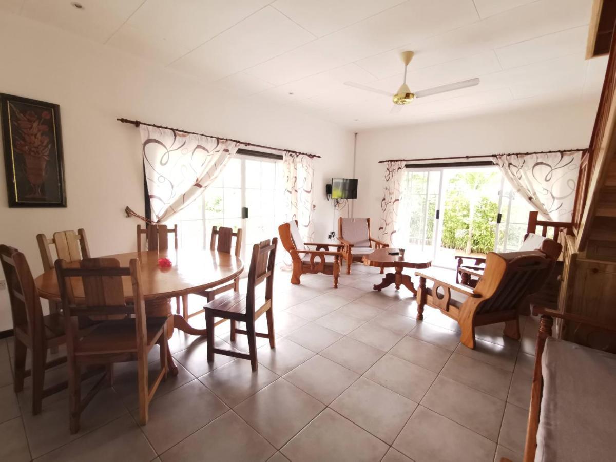 Chez Marva Grande Villa Coco 3 A 12 Personnes ラ・ディーグ島 エクステリア 写真